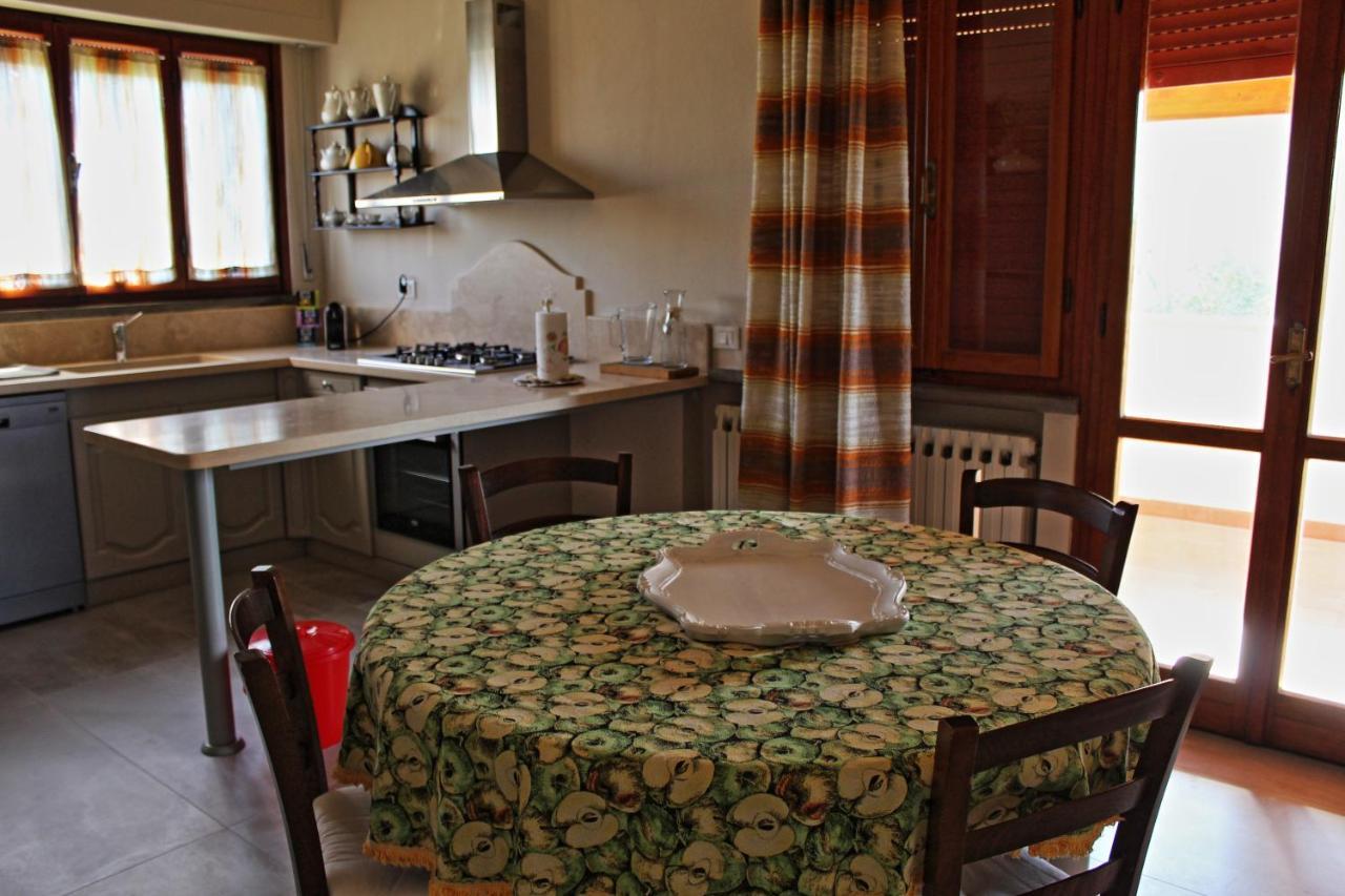 Villa Raffaella Selvatelle Bagian luar foto
